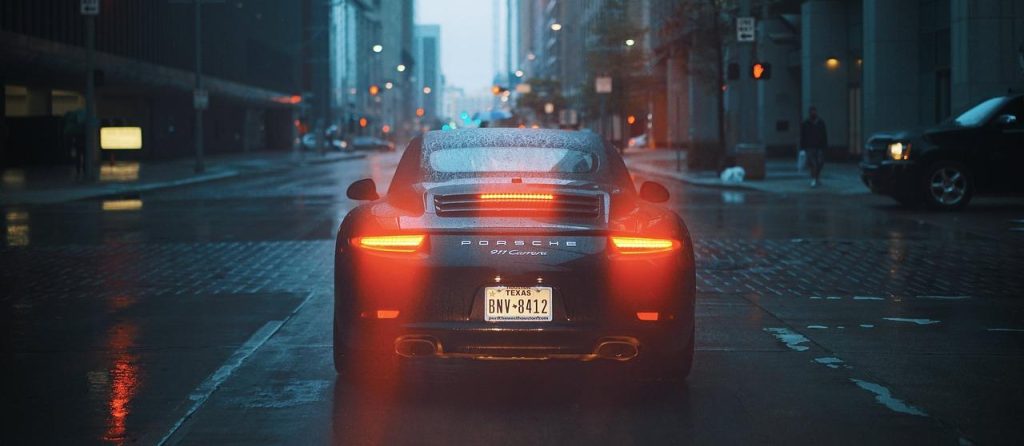 Professionele aanvraag van Paint Protection Film (PPF) op autolak voor duurzame bescherming tegen beschadiging